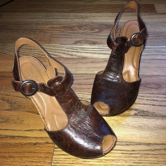 born peep toe sandals